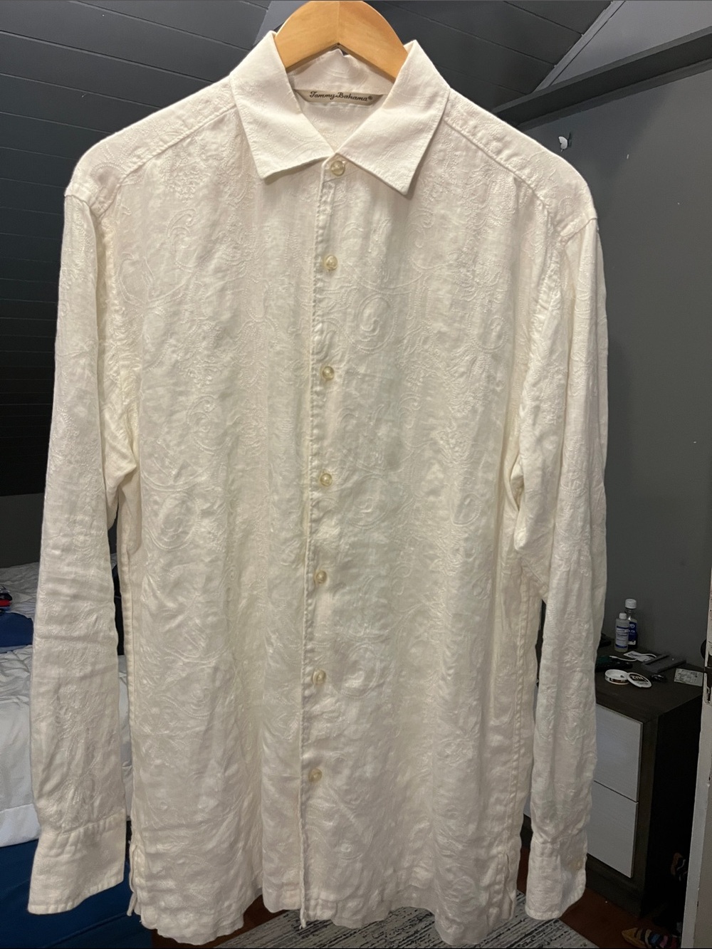 Tommy Bahama white Paisley Long Sleeve 100% linen Button-Down Shirt